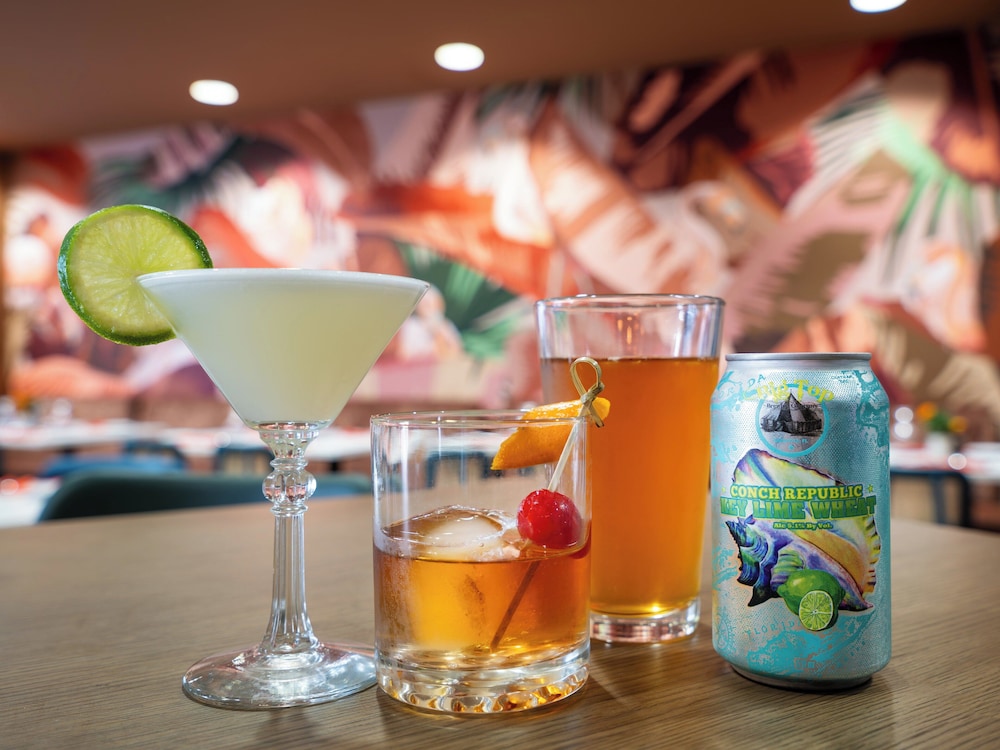 voco Sarasota by IHG — Restaurant & bars in Sarasota, Florida