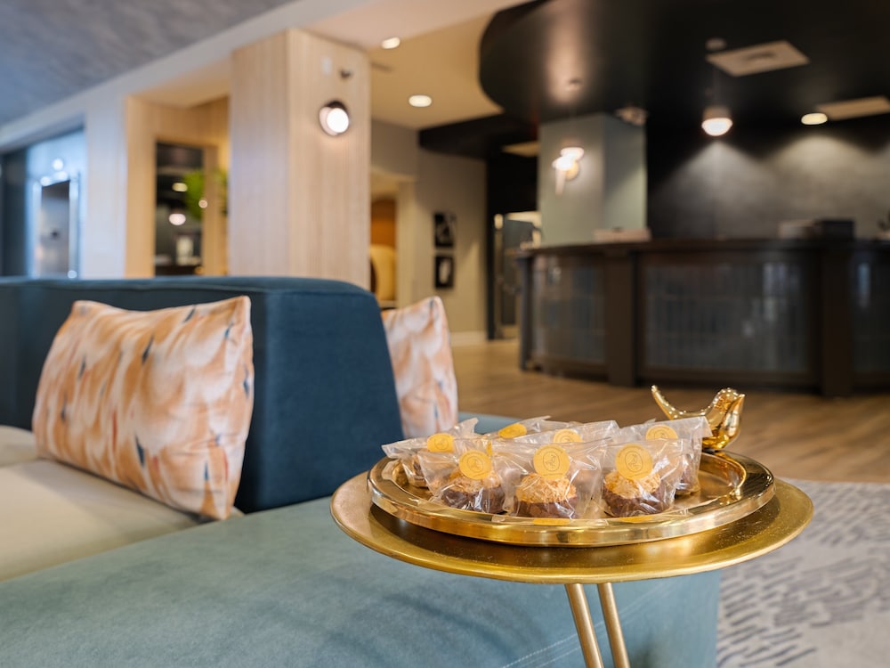 voco Sarasota by IHG — Hotel building in Sarasota, Florida