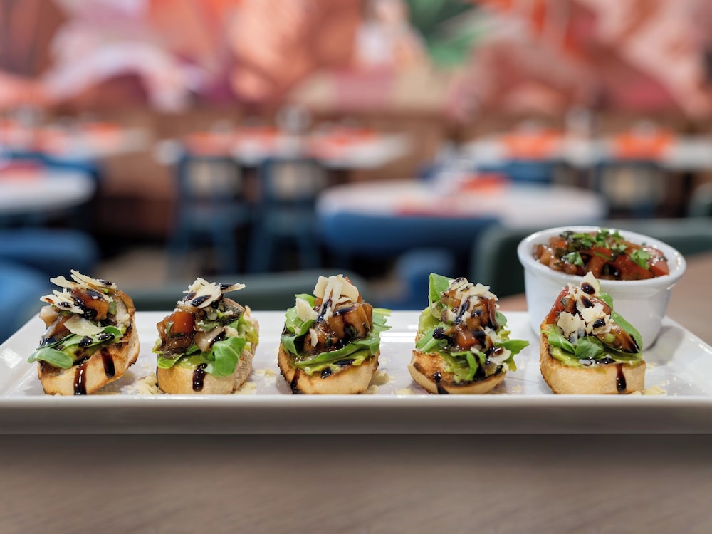 voco Sarasota by IHG — Restaurant & bars in Sarasota, Florida