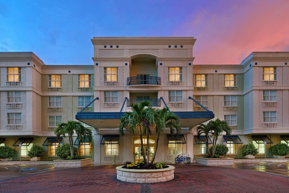 voco Sarasota by IHG — Main photo in Sarasota, Florida