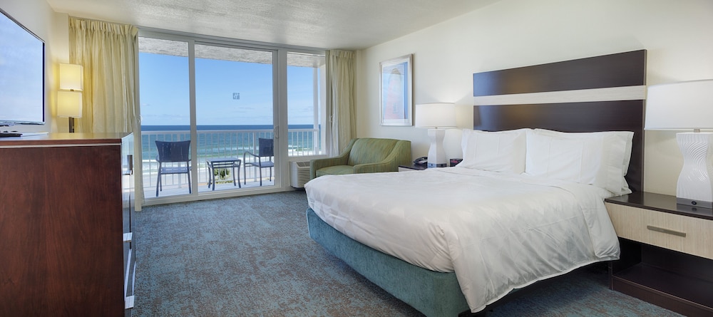 Holiday Inn Resort Daytona Beach Oceanfront by IHG — Hotel rooms in Daytona Beach, Florida