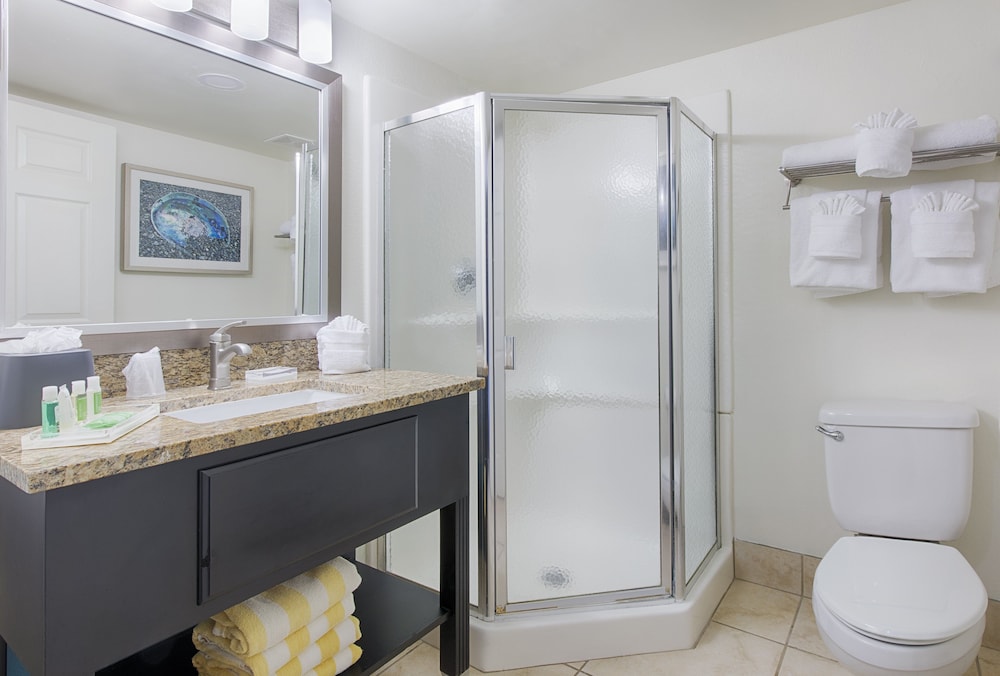 Holiday Inn Resort Daytona Beach Oceanfront by IHG — Hotel rooms in Daytona Beach, Florida