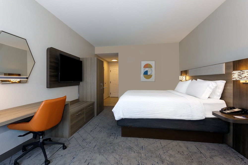 Holiday Inn Express Tampa N I-75 - University Area by IHG — Hotel rooms in Tampa, Florida