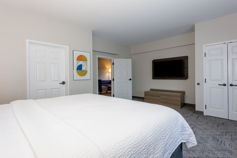 Holiday Inn Express Tampa N I-75 - University Area by IHG — Hotel rooms in Tampa, Florida