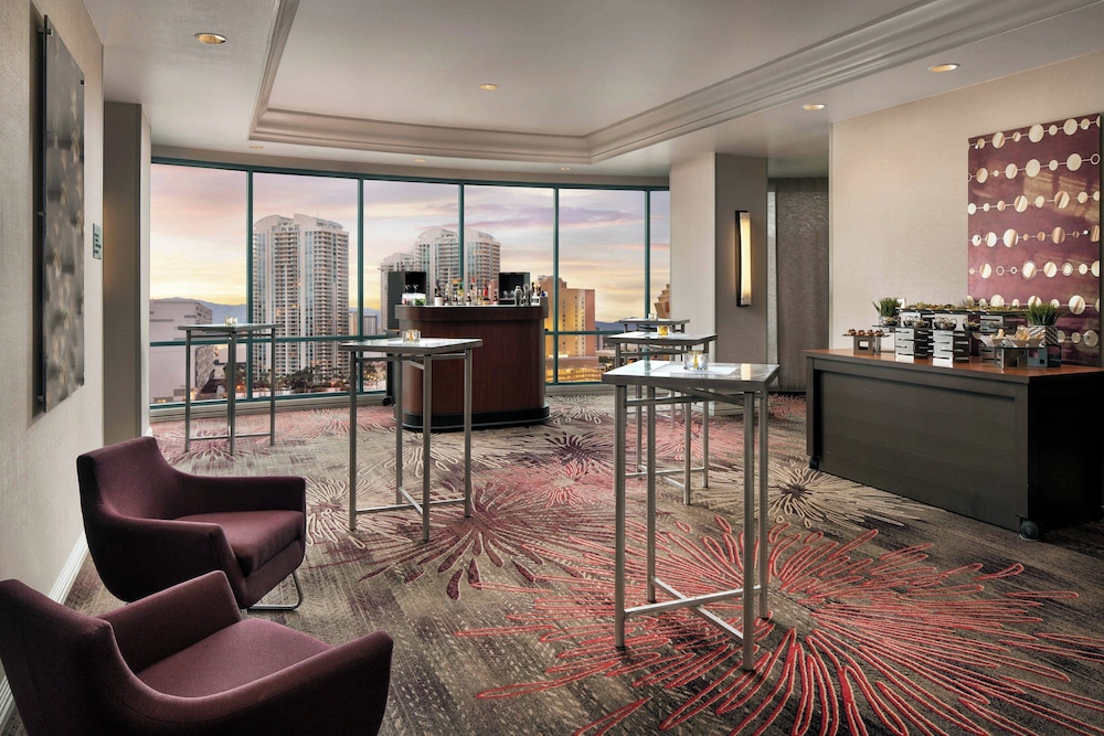 Las Vegas Marriott — Restaurant & bars in Las Vegas, Nevada