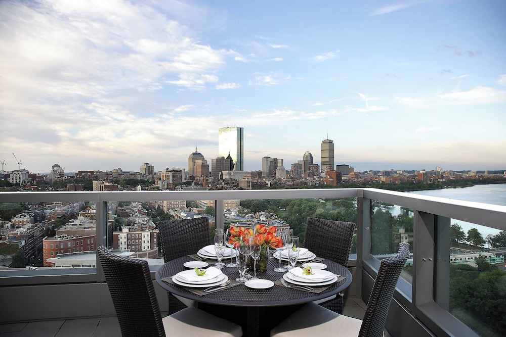 The Liberty, a Marriott Luxury Collection Hotel, Boston — Restaurant & bars in Boston, Massachusetts