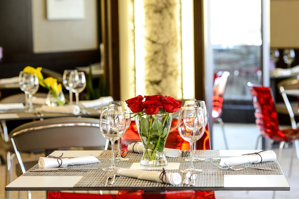 Rosslyn Central Park Hotel — Restaurant & bars in Sofia, Sofia (province)