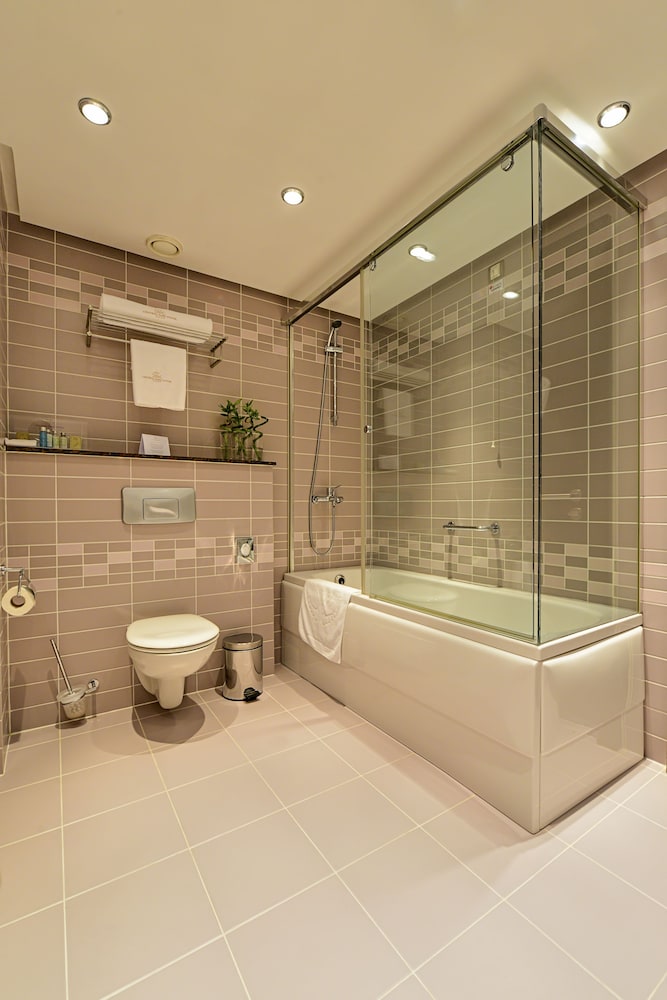 Rosslyn Central Park Hotel — Hotel rooms in Sofia, Sofia (province)