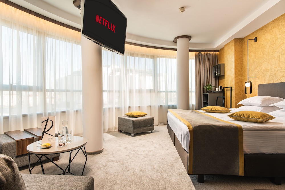 Rosslyn Central Park Hotel - zdjęcie 4