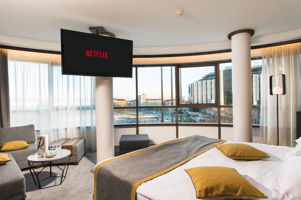 Rosslyn Central Park Hotel — Hotel rooms in Sofia, Sofia (province)