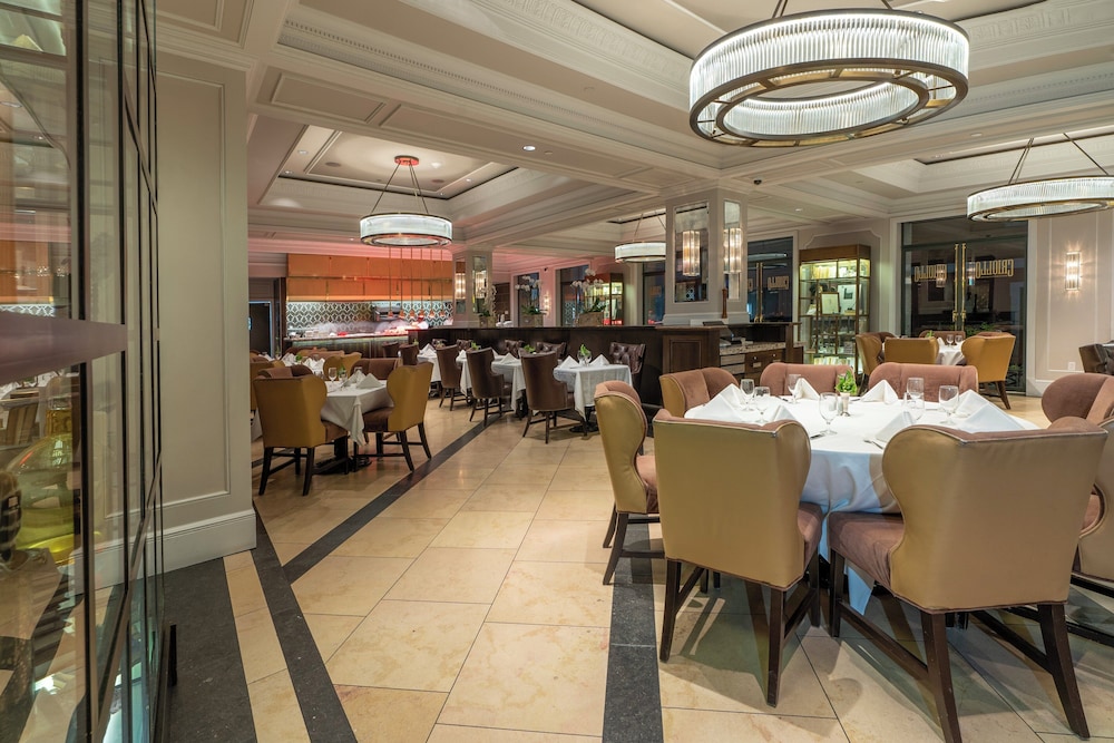 Hotel Monteleone, New Orleans — Restaurant & bars in New Orleans, Louisiana