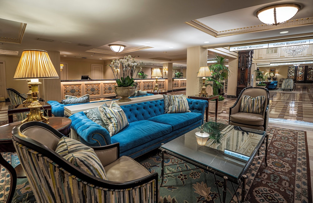 Hotel Monteleone, New Orleans — Hotel rooms in New Orleans, Louisiana