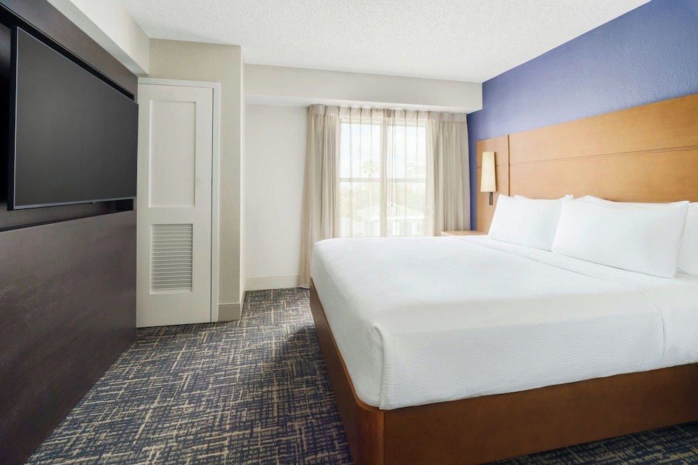 Residence Inn by Marriott Orlando Lake Buena Vista — Hotel rooms in Orlando, Florida