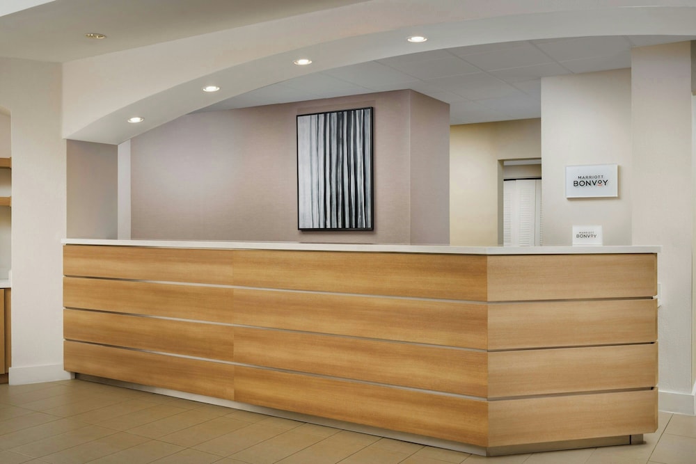 Residence Inn by Marriott Orlando Lake Buena Vista — Hotel building in Orlando, Florida