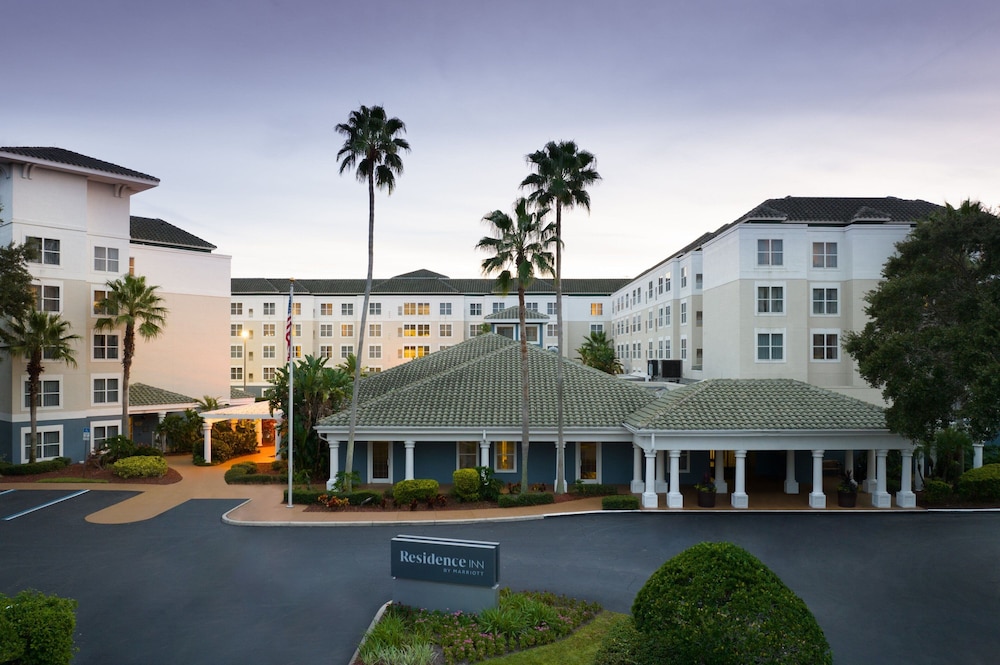 Residence Inn by Marriott Orlando Lake Buena Vista — Hotel building in Orlando, Florida