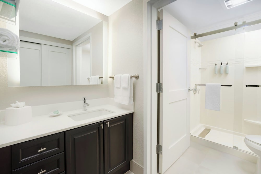 Residence Inn by Marriott Orlando Lake Buena Vista — Hotel rooms in Orlando, Florida
