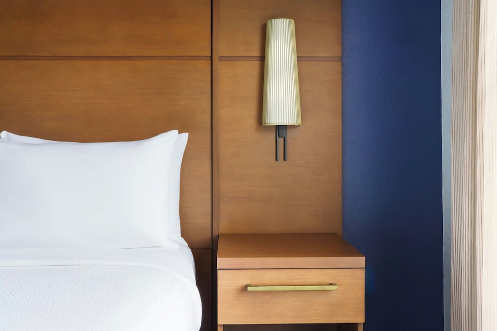 Residence Inn by Marriott Orlando Lake Buena Vista — Hotel rooms in Orlando, Florida