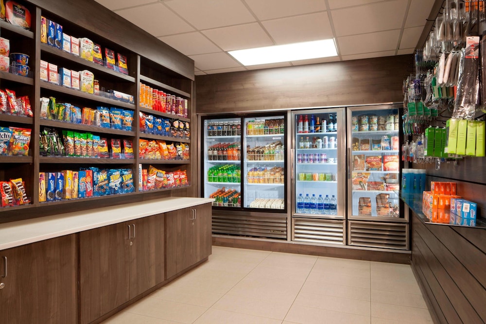 Residence Inn by Marriott Orlando Lake Buena Vista — Restaurant & bars in Orlando, Florida