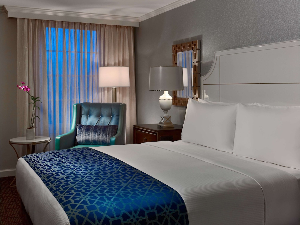 The Royal Sonesta New Orleans — Hotel rooms in New Orleans, Louisiana