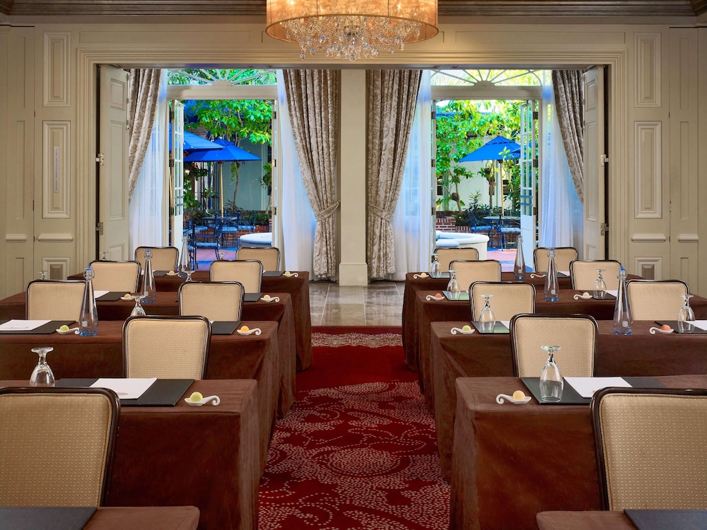 The Royal Sonesta New Orleans — Restaurant & bars in New Orleans, Louisiana
