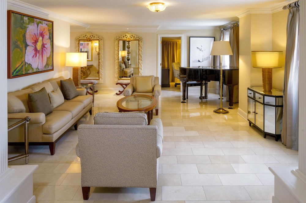 The Royal Sonesta New Orleans — Hotel rooms in New Orleans, Louisiana