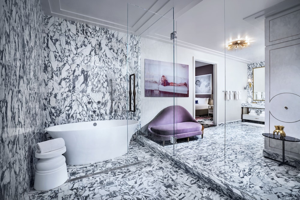 Palms Casino Resort — Hotel rooms in Las Vegas, Nevada