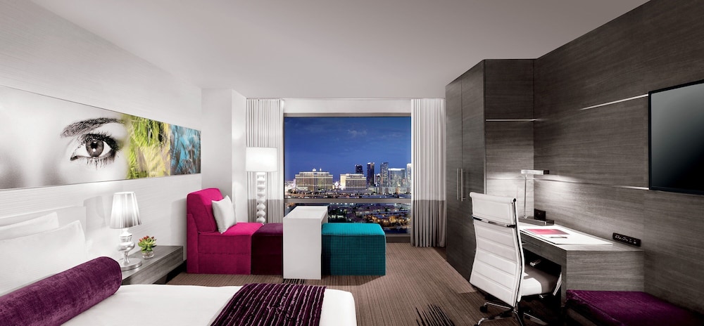 Palms Casino Resort — Hotel rooms in Las Vegas, Nevada