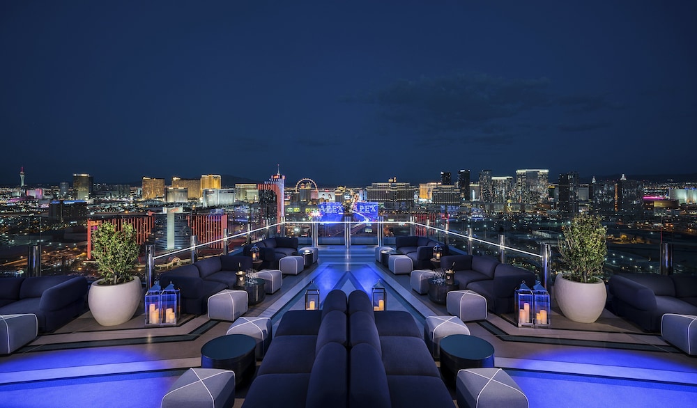 Palms Casino Resort — Restaurant & bars in Las Vegas, Nevada