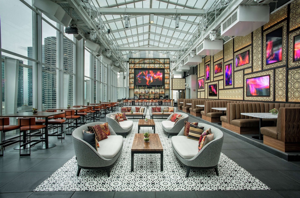 theWit Chicago, a Hilton Hotel — Restaurant & bars in Chicago, Illinois