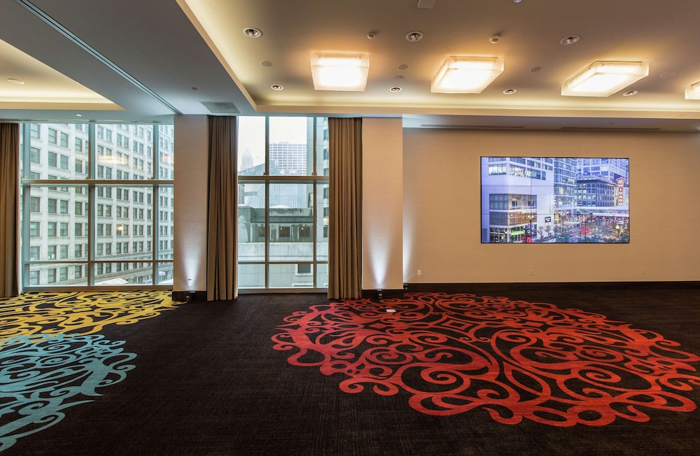 theWit Chicago, a Hilton Hotel — Hotel building in Chicago, Illinois
