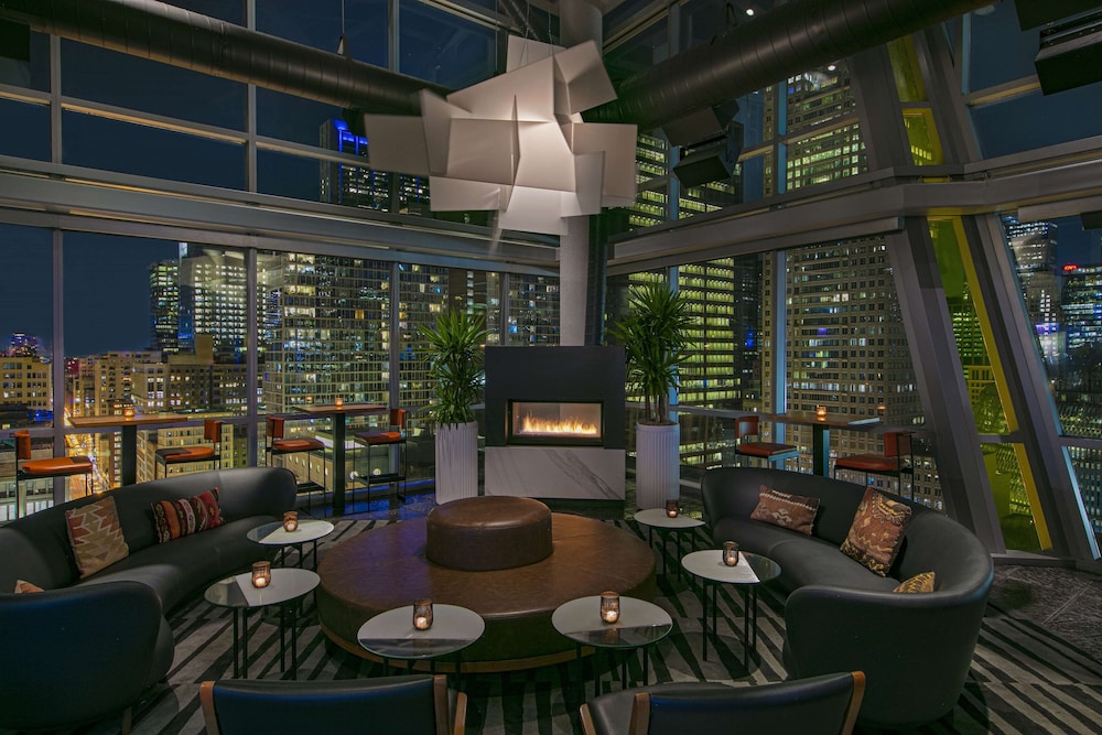 theWit Chicago, a Hilton Hotel — Restaurant & bars in Chicago, Illinois