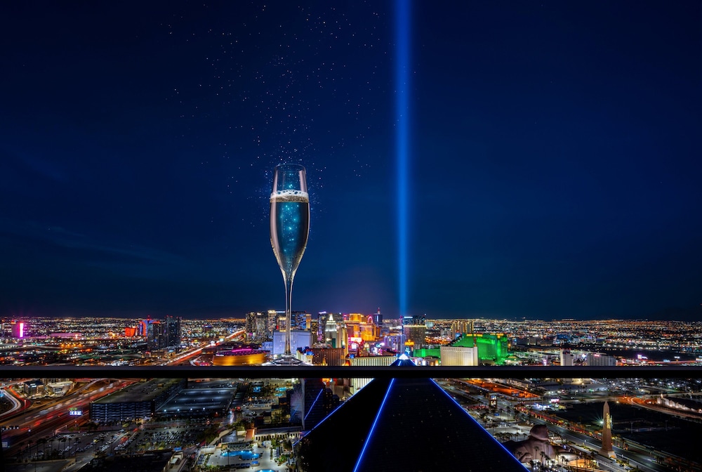 W Las Vegas — Attractions in the area in Las Vegas, Nevada