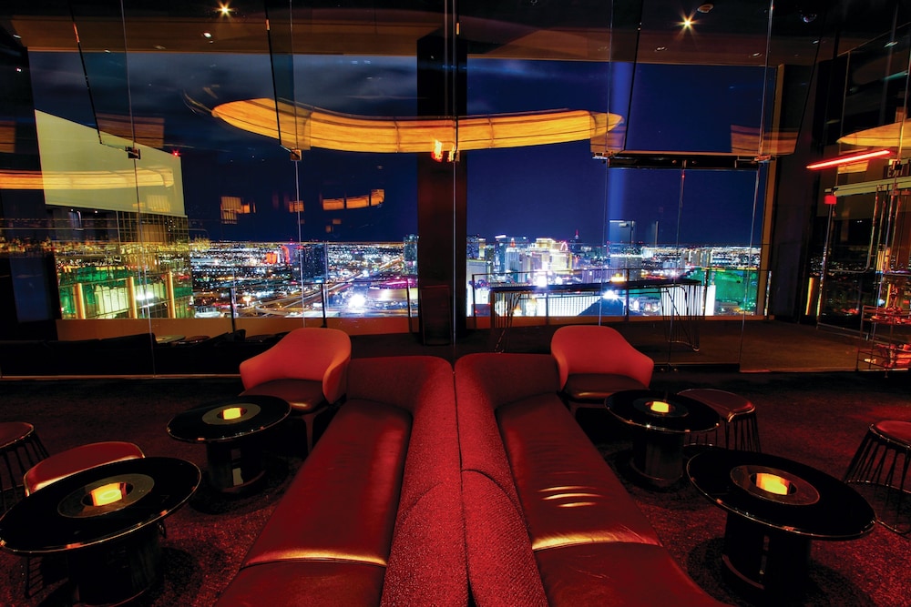 W Las Vegas — Restaurant & bars in Las Vegas, Nevada