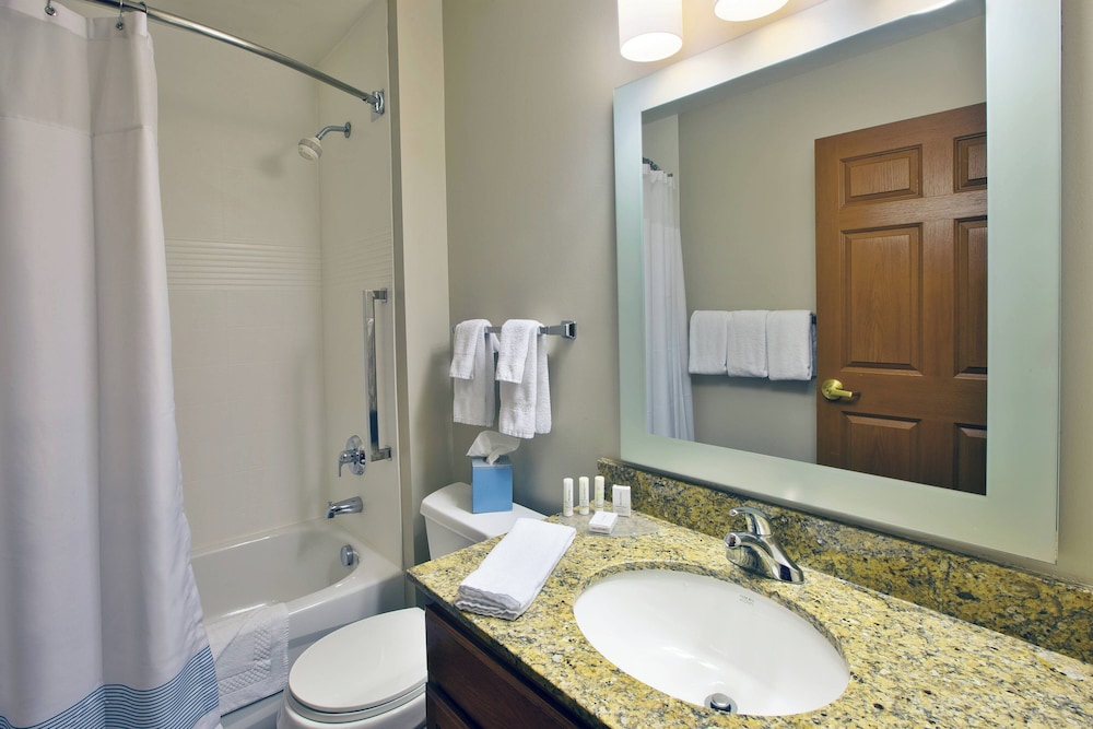 TownePlace Suites by Marriott Detroit Dearborn — Hotel rooms in Dearborn, Michigan