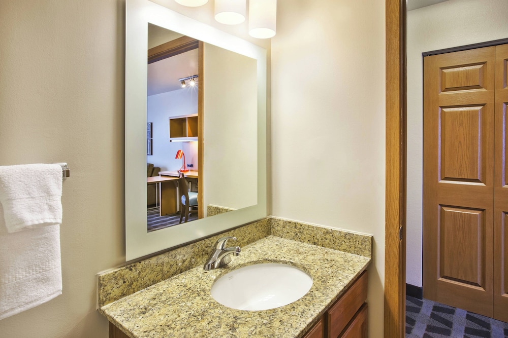 TownePlace Suites by Marriott Detroit Dearborn — Hotel rooms in Dearborn, Michigan