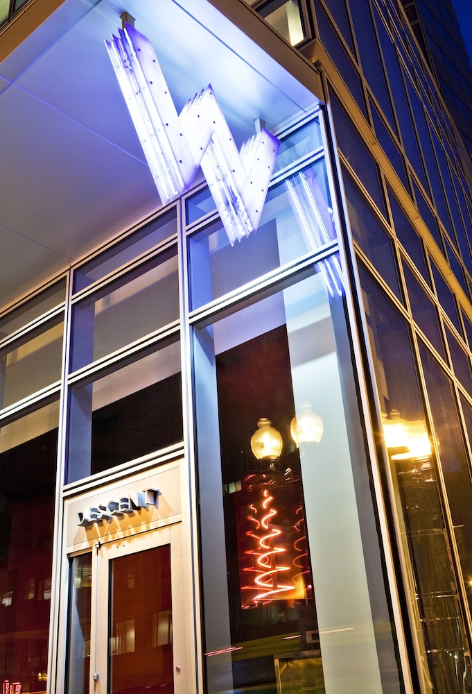 W Boston, a Marriott Hotel — Hotel building in Boston, Massachusetts