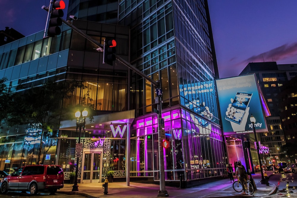 W Boston, a Marriott Hotel — Hotel building in Boston, Massachusetts