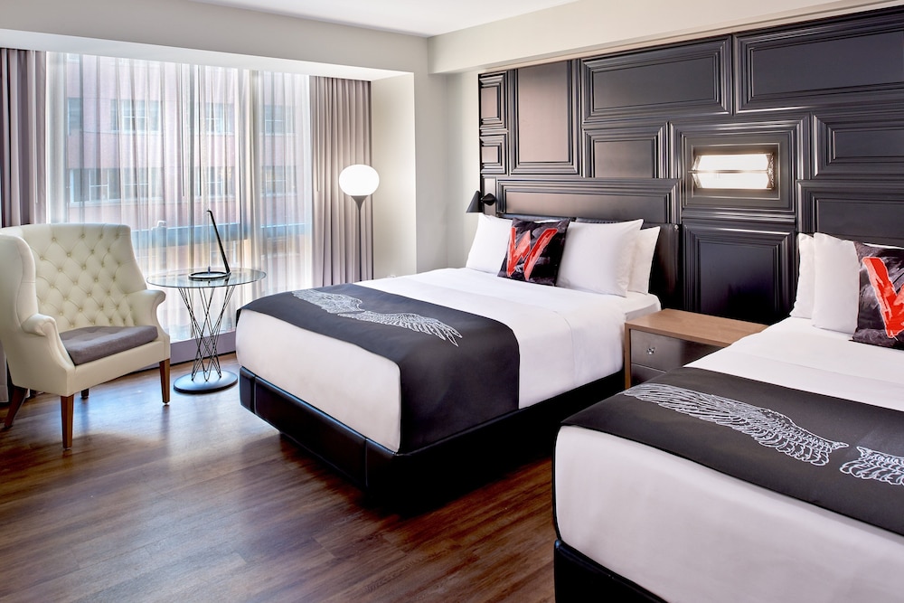 W Boston, a Marriott Hotel — Hotel rooms in Boston, Massachusetts