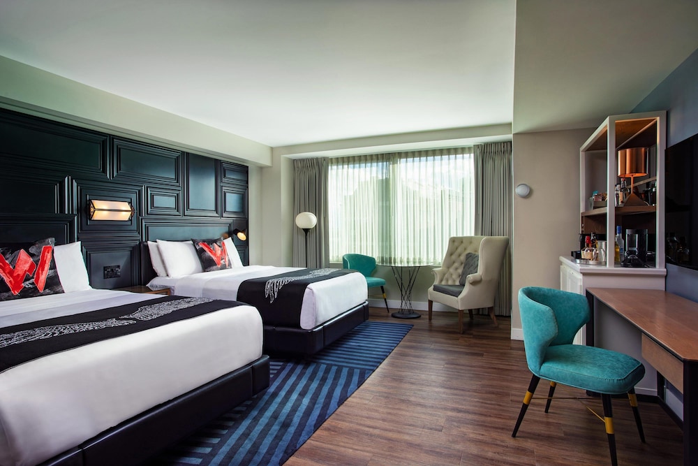 W Boston, a Marriott Hotel — Hotel rooms in Boston, Massachusetts