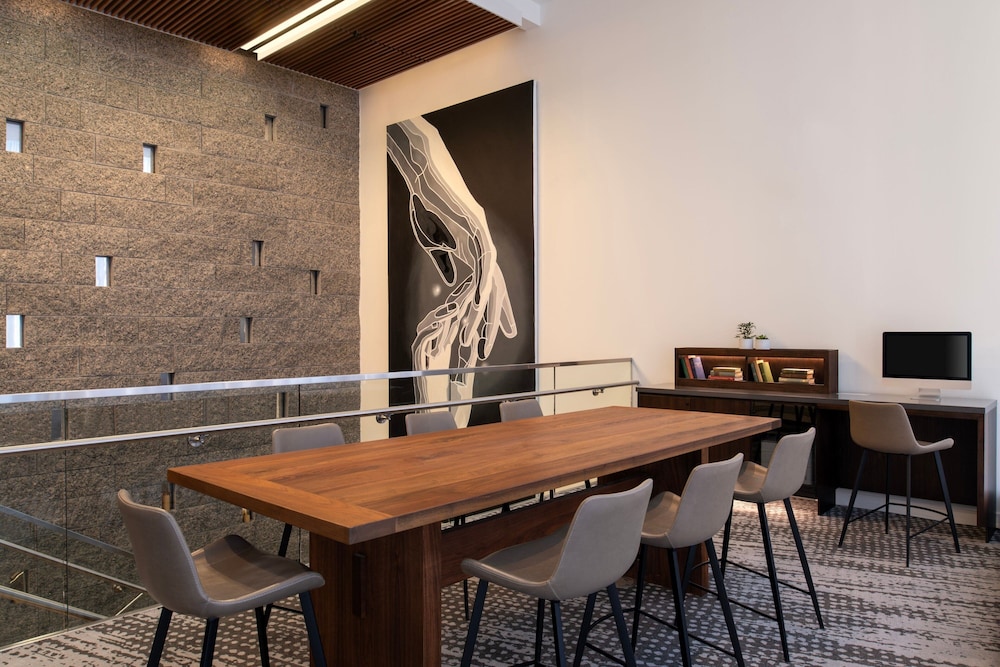 W Boston, a Marriott Hotel — Restaurant & bars in Boston, Massachusetts