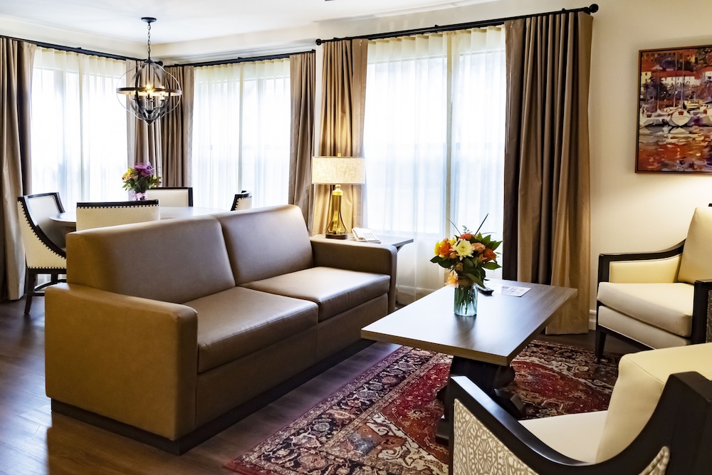 Westgate Flamingo Bay Resort — Hotel rooms in Las Vegas, Nevada
