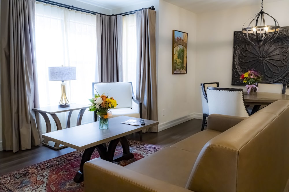 Westgate Flamingo Bay Resort — Hotel rooms in Las Vegas, Nevada