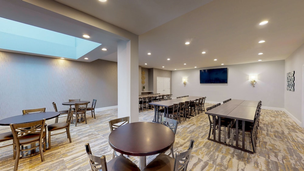 Westgate Flamingo Bay Resort — Hotel rooms in Las Vegas, Nevada