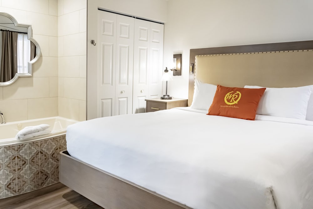 Westgate Flamingo Bay Resort — Hotel rooms in Las Vegas, Nevada