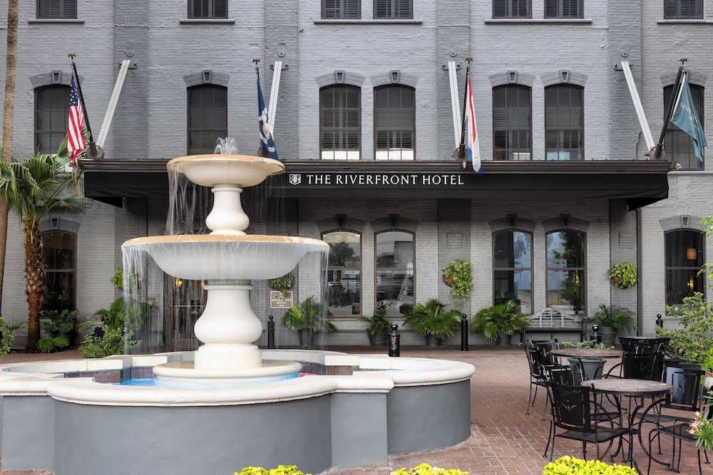 The Riverfront Hotel New Orleans — Hotel building in New Orleans, Louisiana
