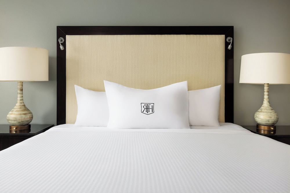 The Riverfront Hotel New Orleans — Hotel rooms in New Orleans, Louisiana