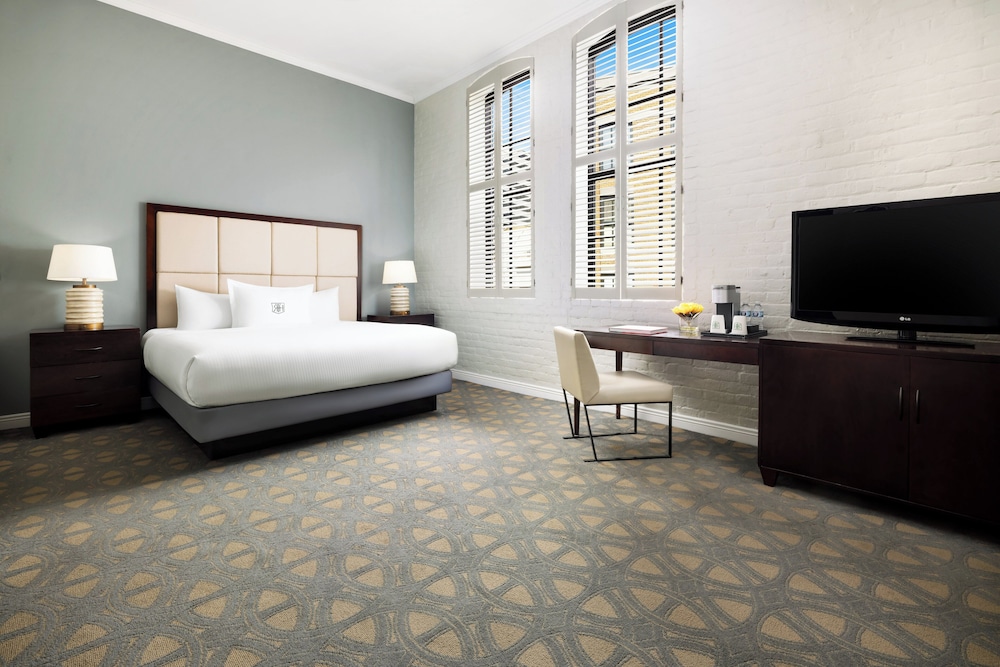 The Riverfront Hotel New Orleans — Hotel rooms in New Orleans, Louisiana
