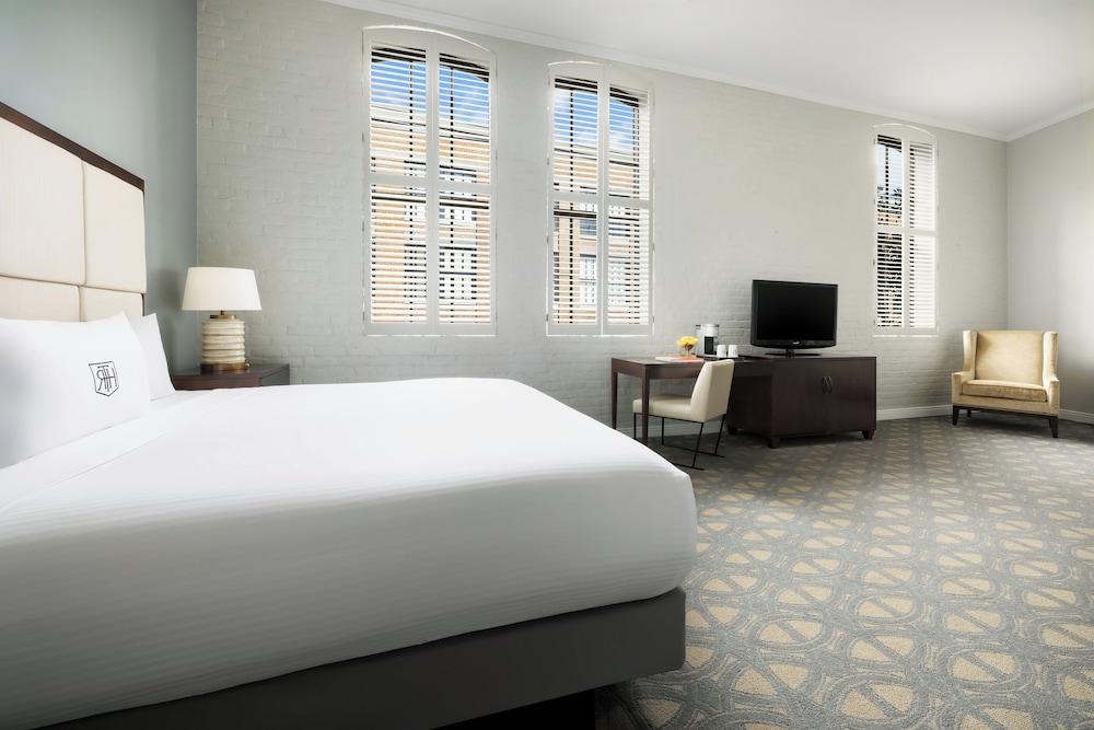 The Riverfront Hotel New Orleans — Hotel rooms in New Orleans, Louisiana