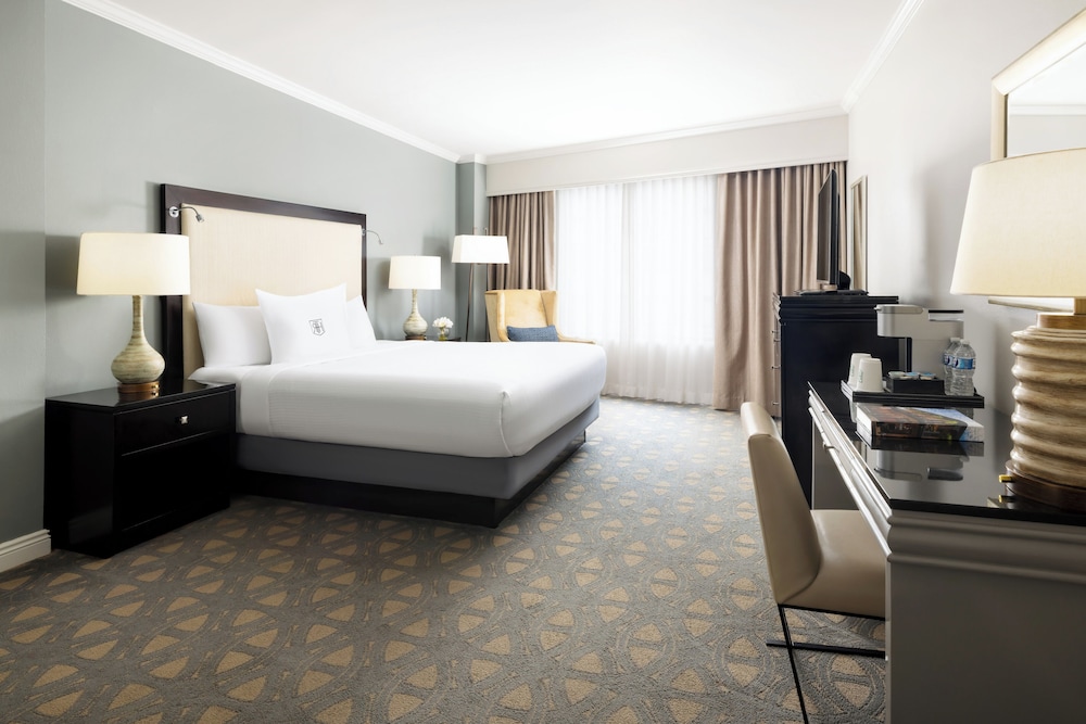 The Riverfront Hotel New Orleans — Hotel rooms in New Orleans, Louisiana