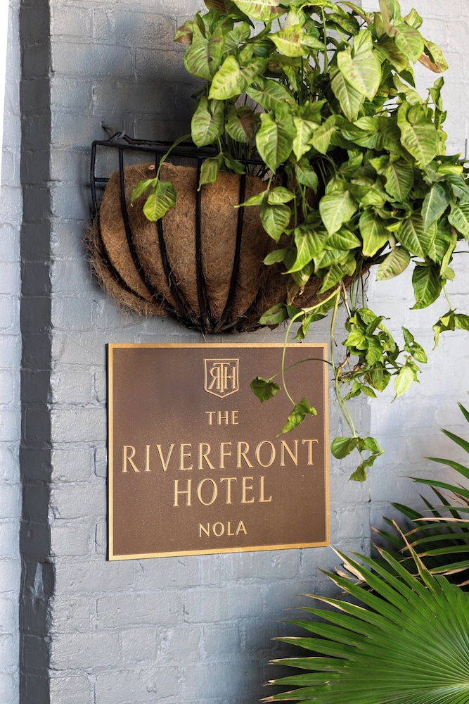 The Riverfront Hotel New Orleans — Hotel building in New Orleans, Louisiana